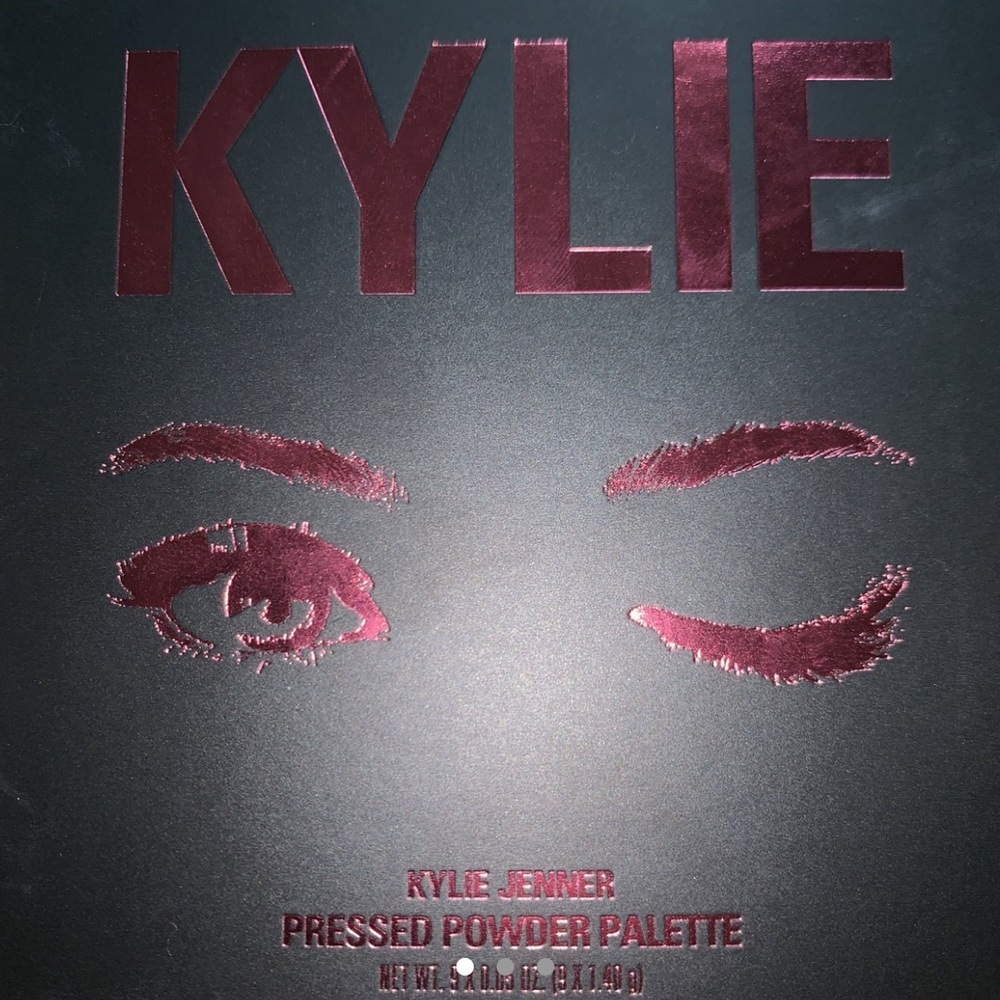 Burgundy Pallet - Kylie Cosmetics